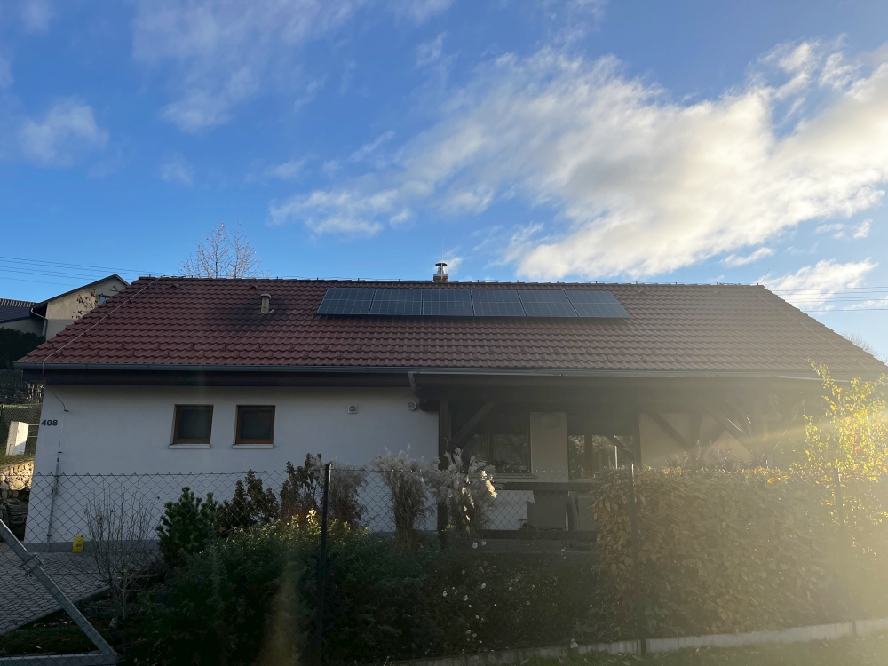 fotovoltaika pro rodiče s NZÚ Light 